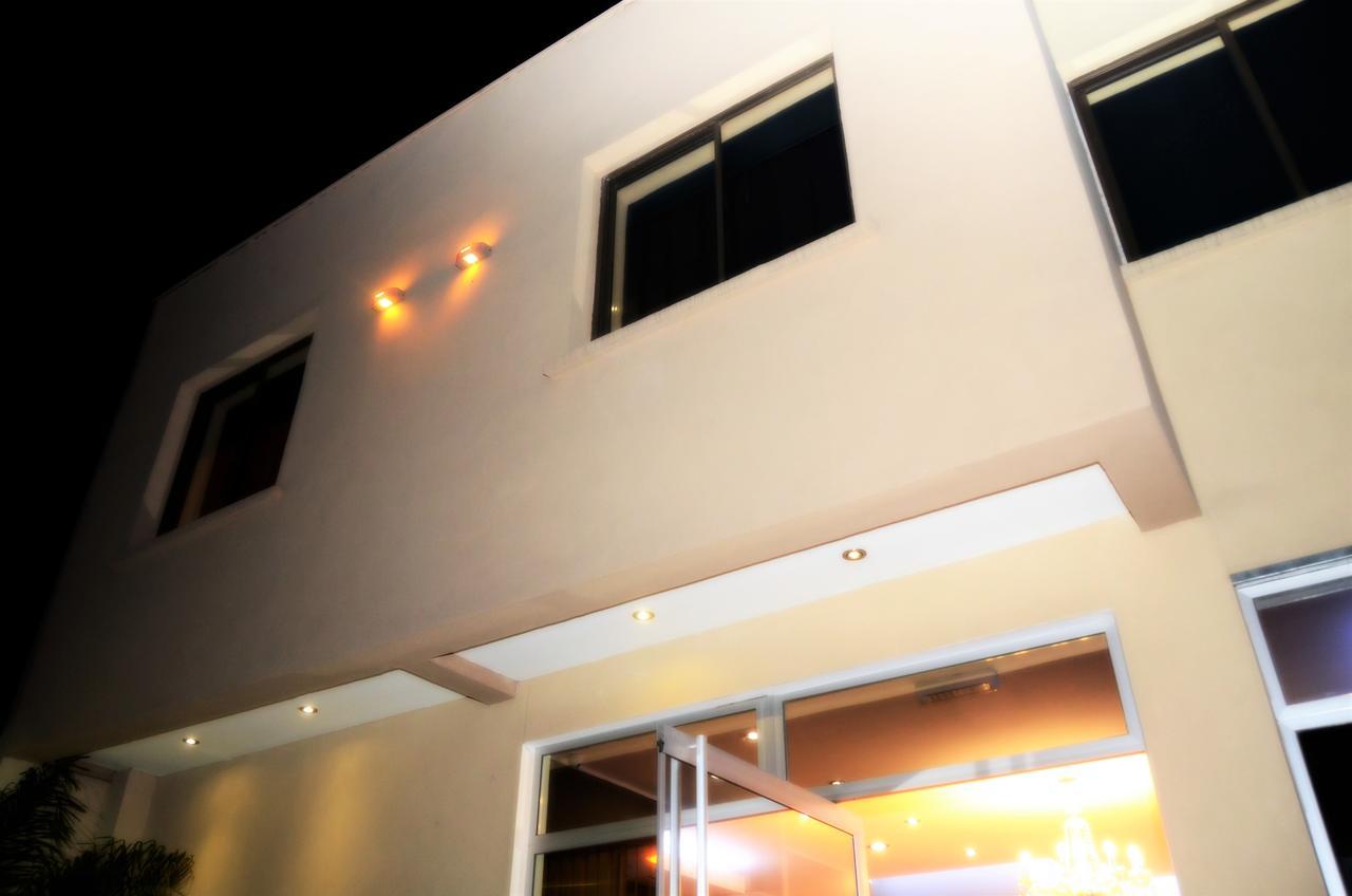 Kitek Hotel Boutique Capdevila Экстерьер фото